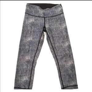 Lululemon cropped leggings